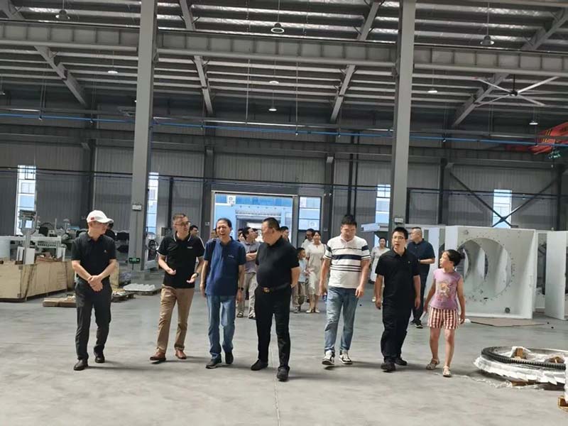 参观车间 1